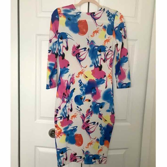 Pretty Floral Dress - Picture 3 of 4